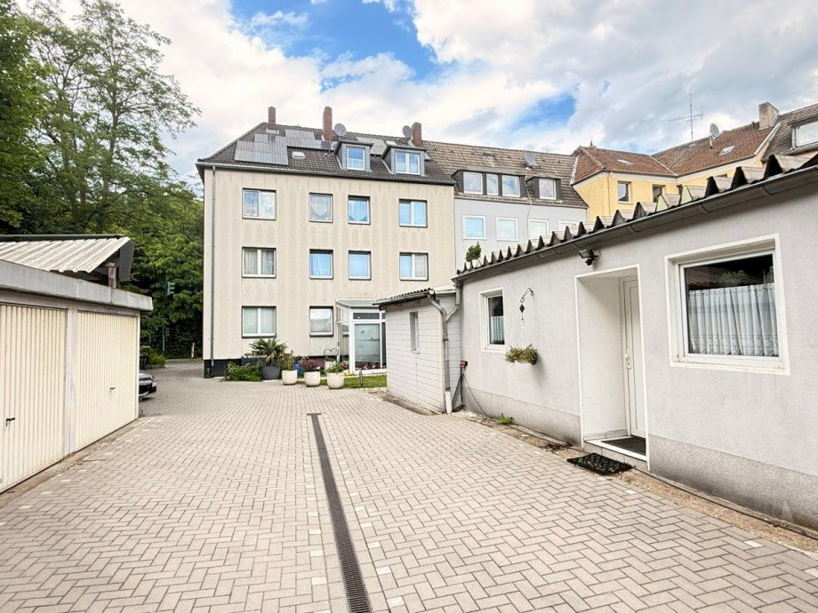 B1 Mehrfamilienhaus Essen