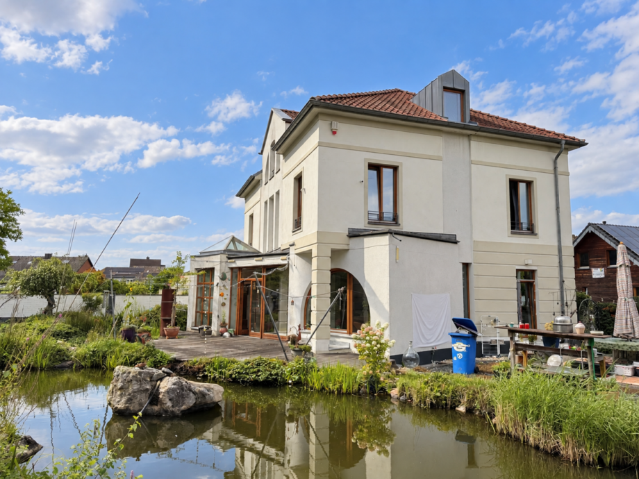 Gartenansicht Villa Kerpen