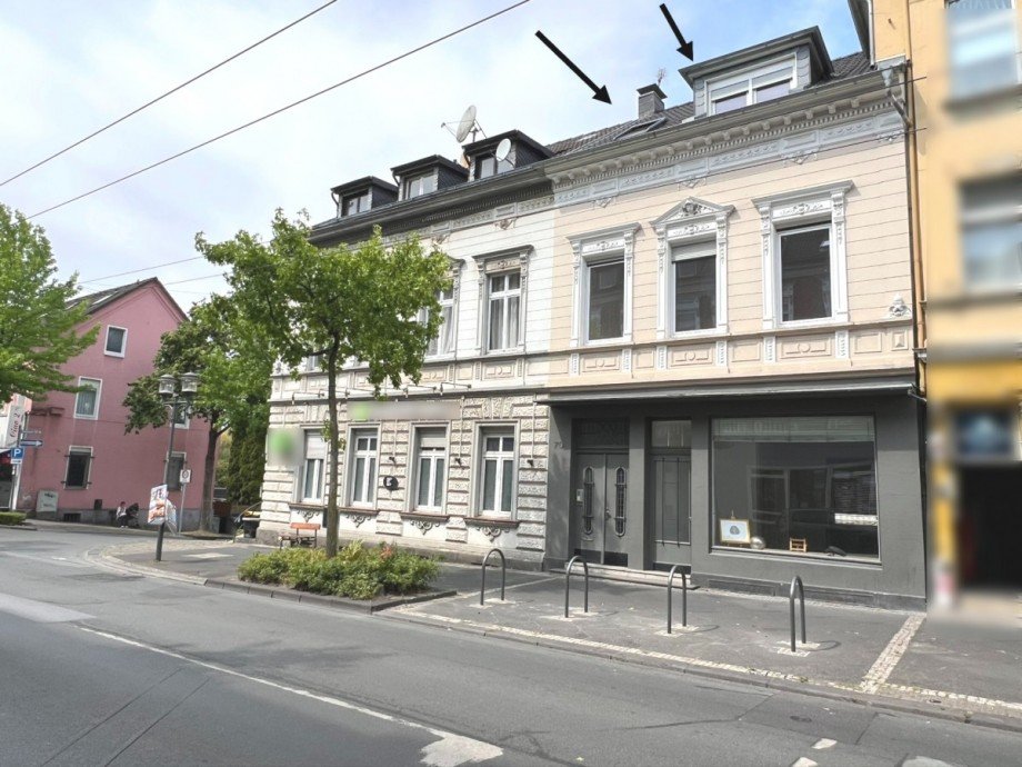 Stra�enansicht Mehrfamilienhaus Solingen