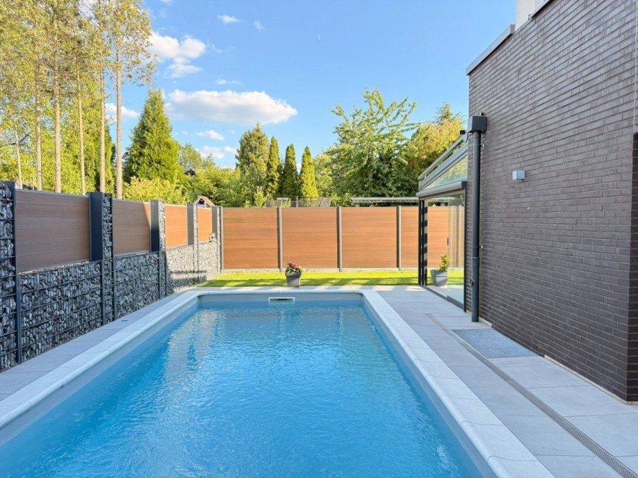 Pool Einfamilienhaus K�ln