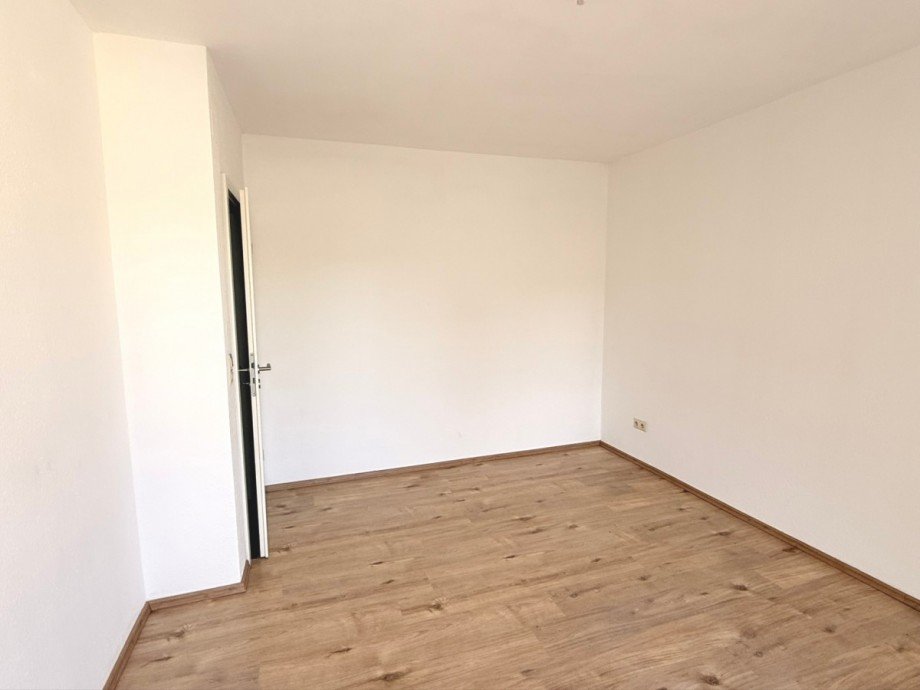 Raum 2 Erdgeschosswohnung Langenfeld (Rheinland)