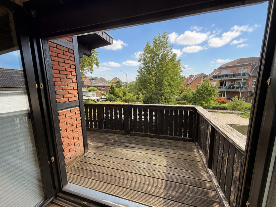 Balkon DG Doppelhaush�lfte Korschenbroich