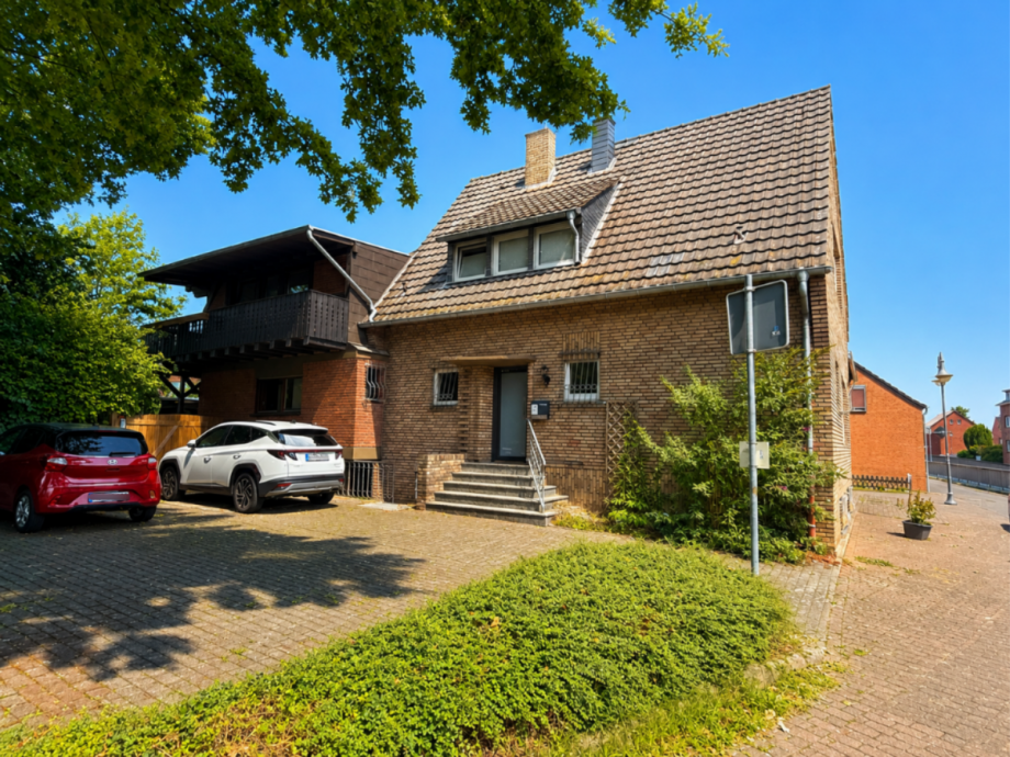 Hauptansicht Doppelhaush�lfte Korschenbroich