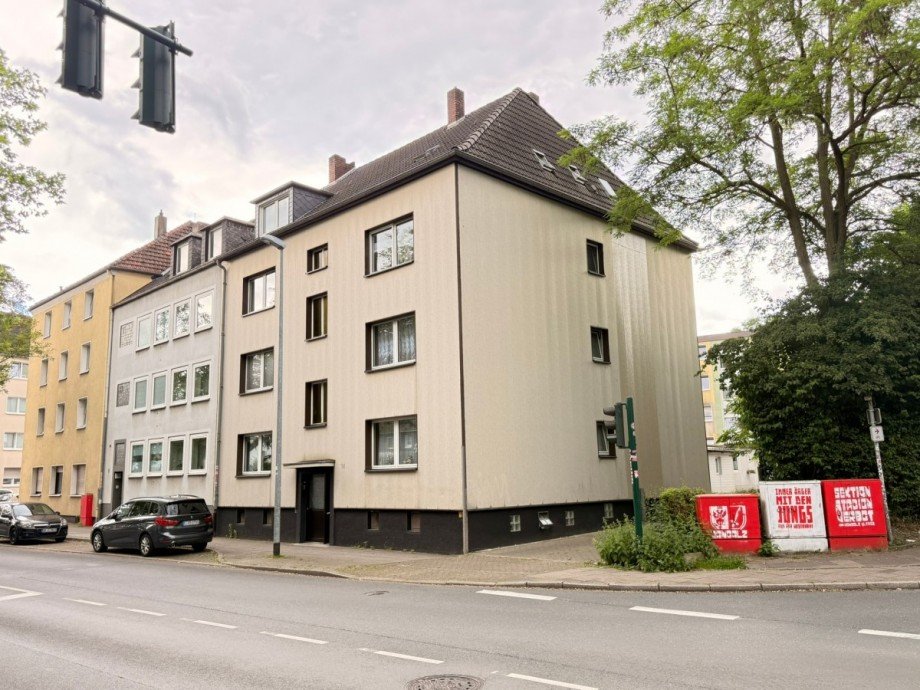 B15 Mehrfamilienhaus Essen