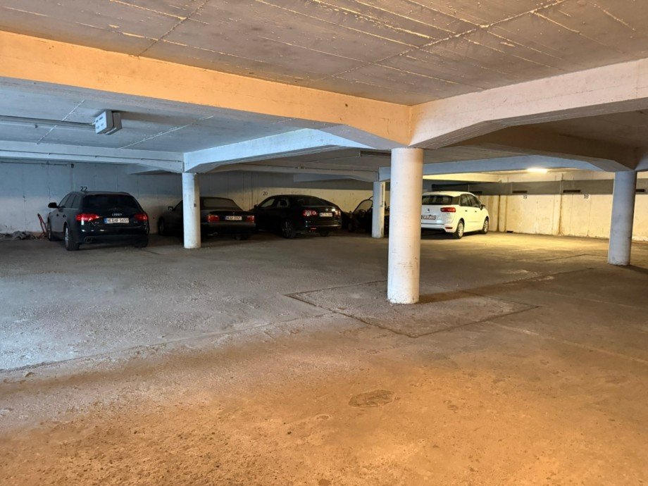 Tiefgarage Erdgeschosswohnung Neuss