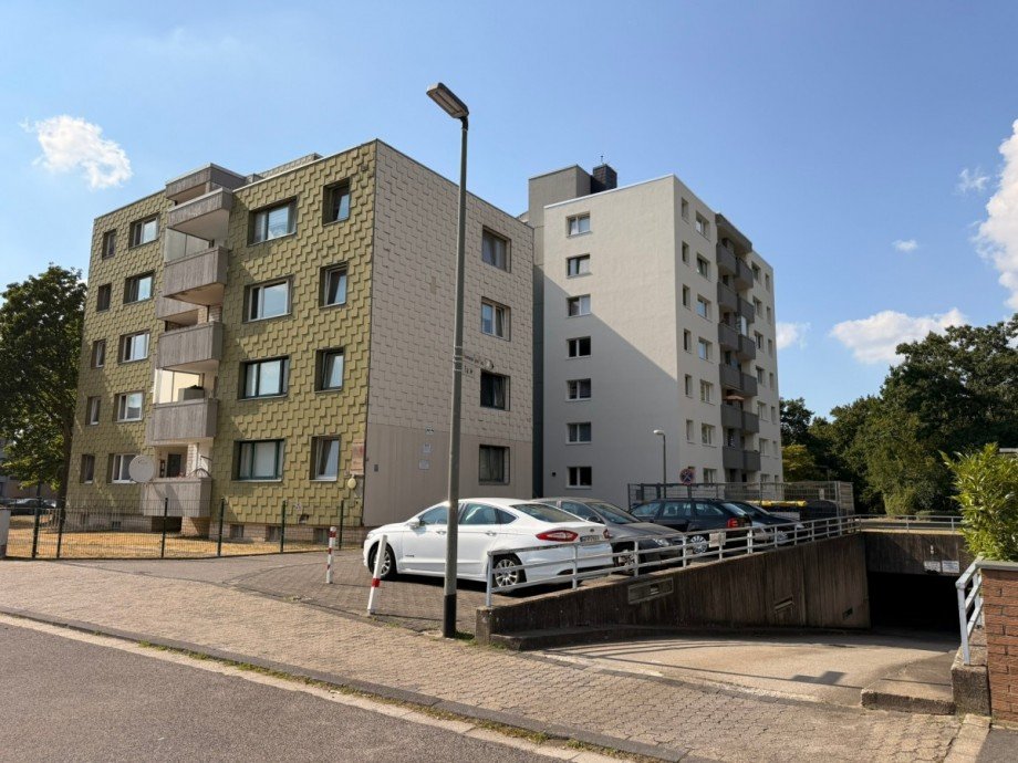 Stra�enansicht Erdgeschosswohnung Neuss