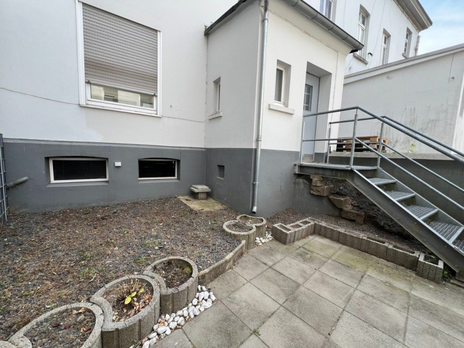 Innenhof Wohn- / Gesch�ftshaus Solingen