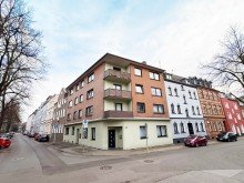 Frontansicht Sch�nes Mehrfamilienhaues in M�lheim an der Ruhr - Mitte