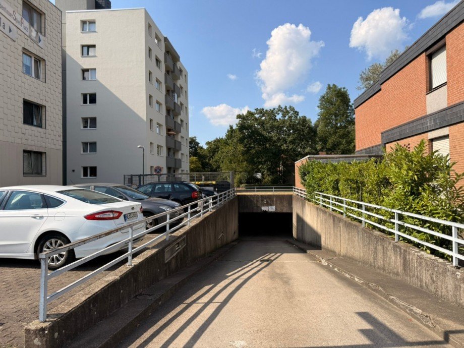 Garageneinfahrt Erdgeschosswohnung Neuss
